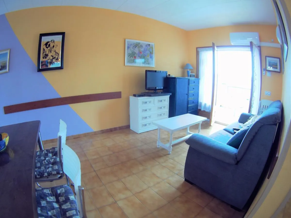 Vacay Apartamento Tropicana, Magnifica Terraza! En La Costa Brava, L'Escala! 0*,